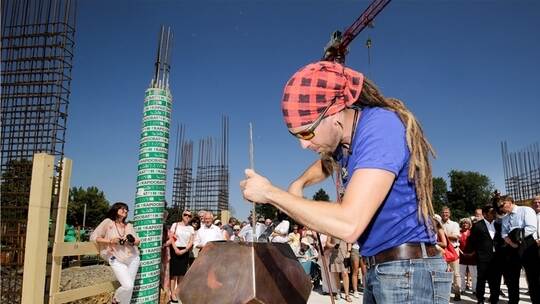 Grundsteinlegung Klinik Öschelbronn – Pentagon-Dodekaeder aus Kupfer als Grundstein für den Neubau